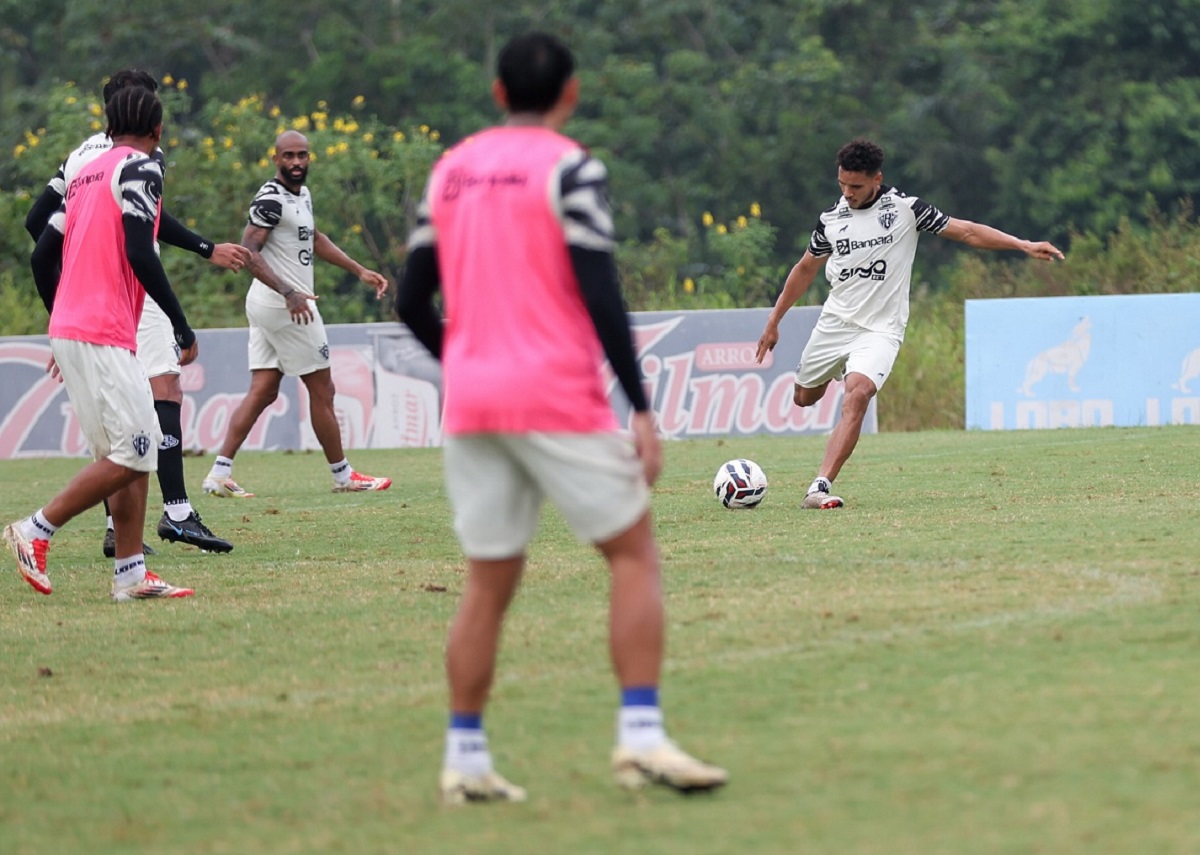 Paysandu x Vila Nova: onde assistir, escalações e clima para o duelo da Série B 2025. Imagem: Jorge Luís Totti Paysandu
