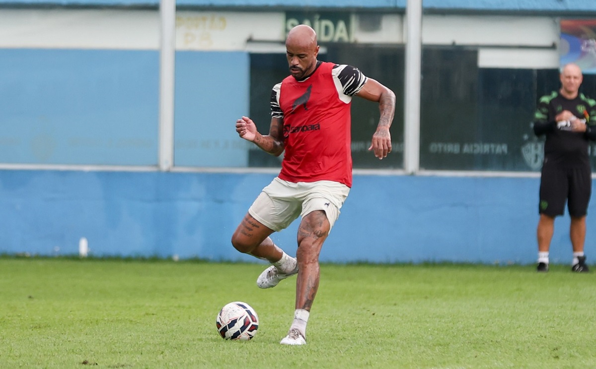 Athletico-PR x Paysandu: onde assistir, escalações e detalhes do jogo da 20ª rodada da Série B. Imagem: Jorge Luís Totti Paysandu