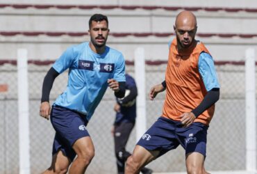 Ferroviária x Volta Redonda: onde assistir, escalações e tudo sobre o duelo da Série B. Imagem: Luis Miguel Ferreira Ferroviária SAF