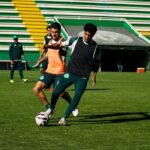 Chapecoense x CRB: onde assistir ao vivo, escalações e tudo sobre o duelo pela Série B 2025. Imagem: Luiz Ferrazo ACF
