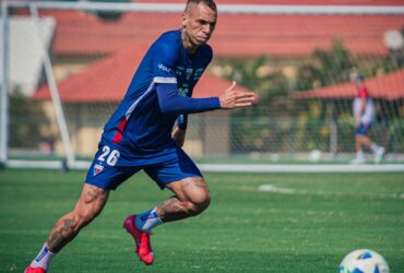 Vélez x Fortaleza: onde assistir, escalações e tudo sobre o duelo decisivo da Libertadores. Imagem: Mateus Lotif/FEC