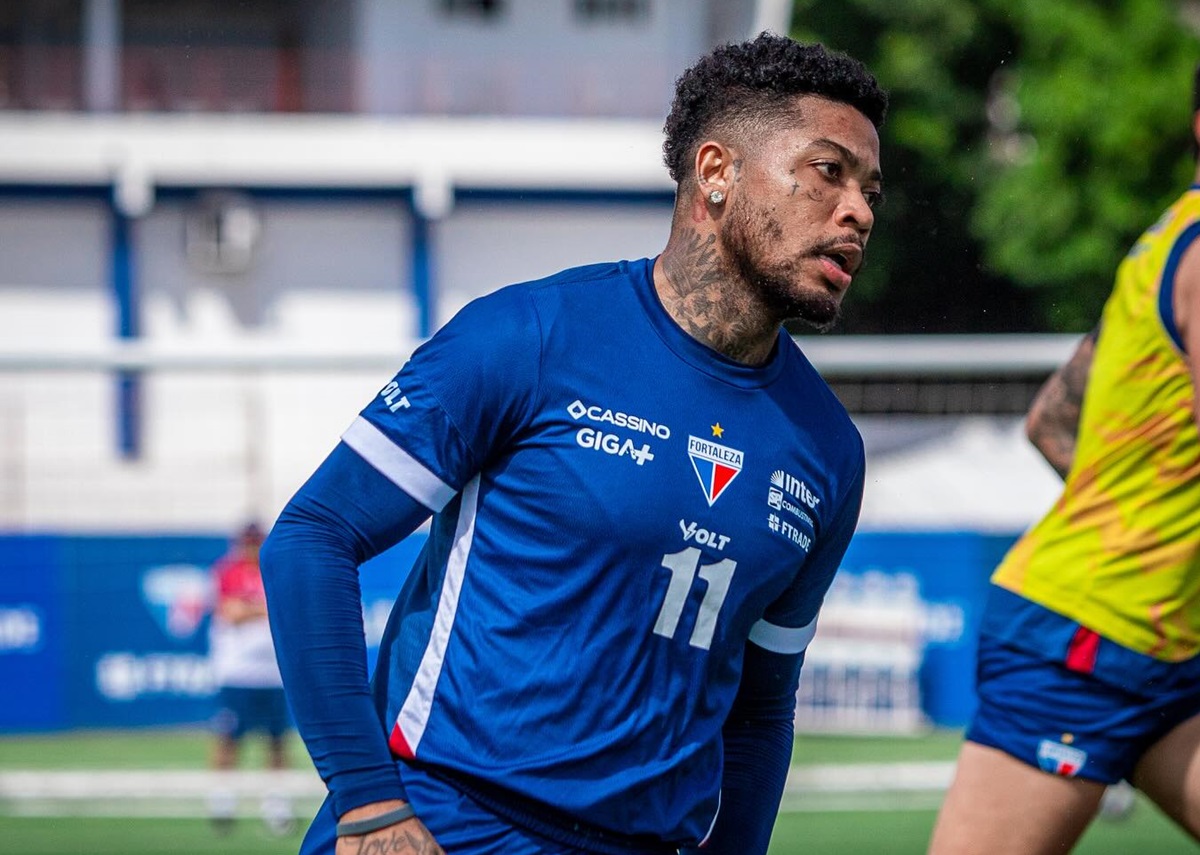 Corinthians x Fortaleza: onde assistir ao vivo, escalações e análise do confronto pela 18ª rodada do Brasileirão. Imagem: Mateus Lotif FEC