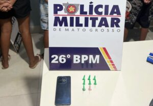 Vítima foi ameaçada de morte; grupo confessou ligação com o Comando Vermelho e um dos detidos admitiu comercializar drogas na região