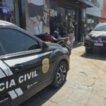 Polícia apreende roupas falsificadas em outlets de Cuiabá e Várzea Grande