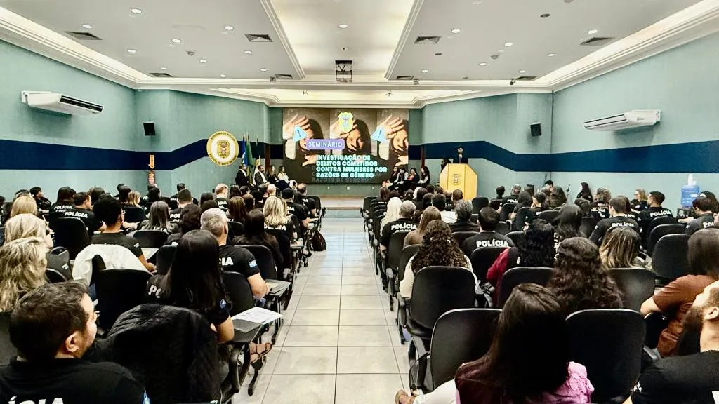 Polícia Civil realiza seminário sobre investigação de crimes contra mulheres em Mato Grosso