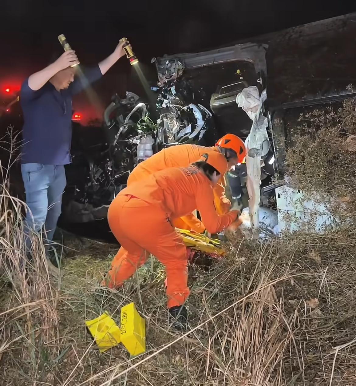 Acidente deixou vítima com suspeita de trauma abdominal e torácico; uso do cinto de segurança evitou tragédia maior