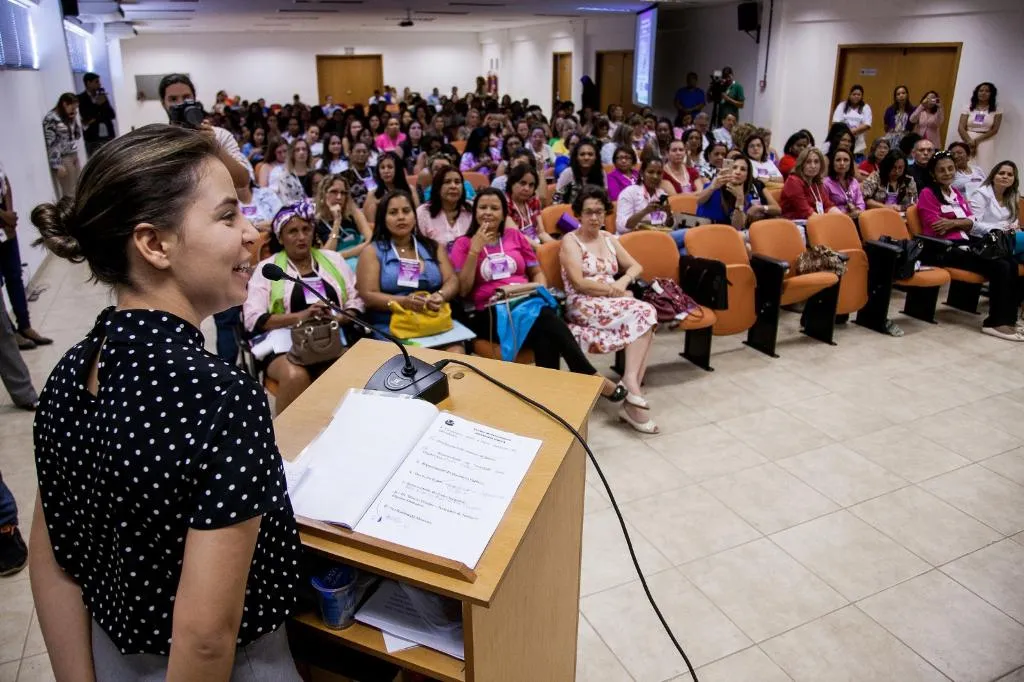 Conferência discute avanços e desafios nas políticas para mulheres em Mato Grosso