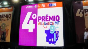 Alfabetiza MT premia 12 escolas de Várzea Grande em evento inédito no Fiotão