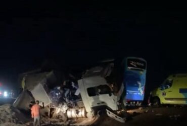 Colisão entre ônibus e carreta na BR-163 deixa mortos e dezenas de feridos entre Lucas do Rio Verde e Nova Mutum