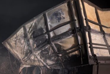 Homem morre carbonizado após colisão e explosão entre caminhão e carreta-tanque na BR-364 em Diamantino