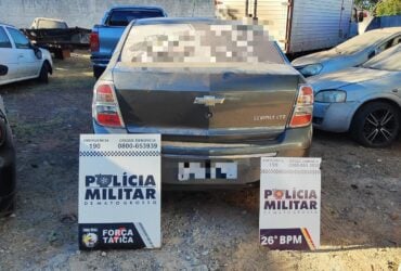 Carro com chassi adulterado foi localizado no bairro Industrial Norte; condutor possui histórico por estelionato, furto, ameaça e outros crimes