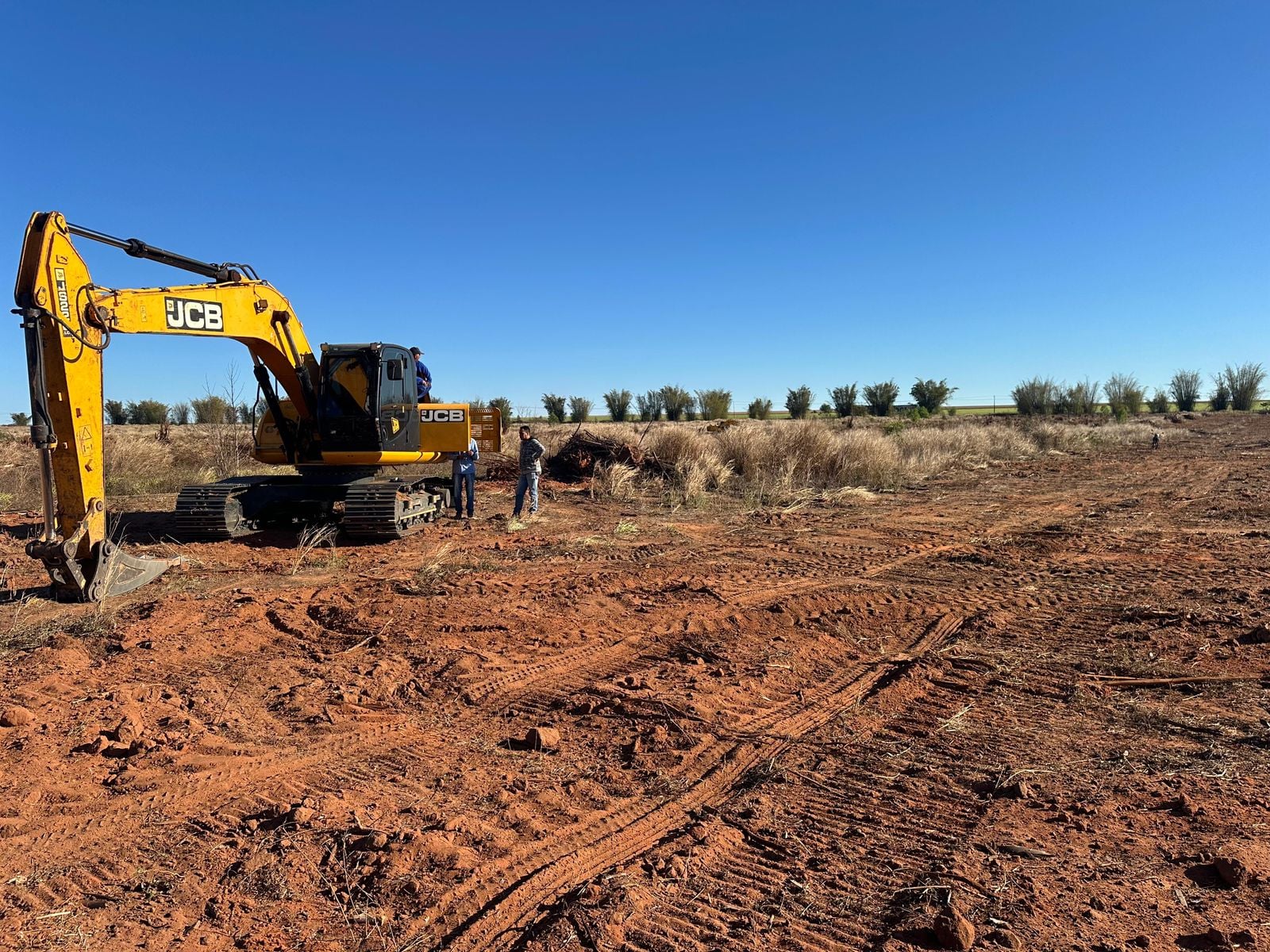 Trio é preso por furto de baterias e óleo diesel em fazenda de Nova Deciolândia