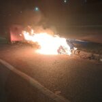 Guarda Civil Municipal e Corpo de Bombeiros atuaram rapidamente para conter as chamas provocadas por vandalismo na Avenida Amazonas