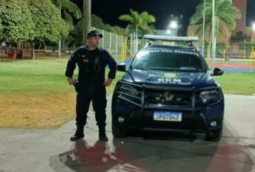 Suspeito feriu o pé com estilhaços de vidro e precisou de atendimento médico antes de ser levado à Delegacia de Polícia Civil
