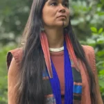 Arizona, 09/09/2025 - Pesquisa defende que memória indígena pode recuperar áreas degradadas. A pesquisadora Bárbara Flores Borum-Kren, do Movimento Plurinacional Wayrakuna, durante visita de campo a u