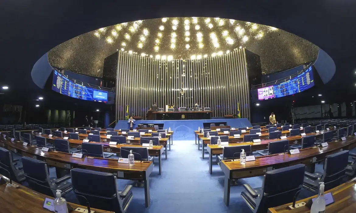 Plenário do Senado Federal durante sessão deliberativa ordinária semipresencial.. Na ordem do dia, o PL 940/2022, que aumenta os limites para o desconto e concede incentivo extra para doações a ações