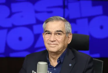 Brasília (DF) 11/08/2025 - Gilberto Carvalho, secretário nacional de Economia Popular e Solidária do MTE, participa do programa A Voz do Brasil. Foto: Valter Campanato/Agência Brasil