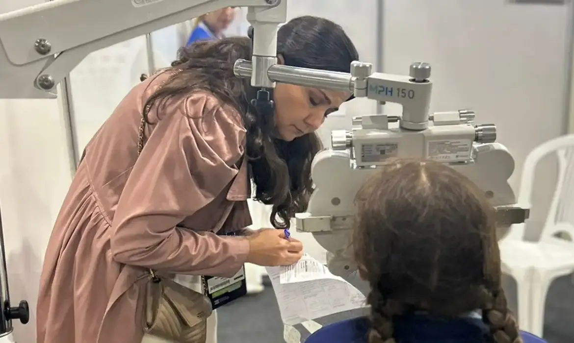 Oftalmologia garante exames gratuitos para crianças em Curitiba