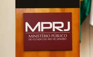 Mulher acusada de dopar turistas ingleses no Rio é presa em Duque de Caxias