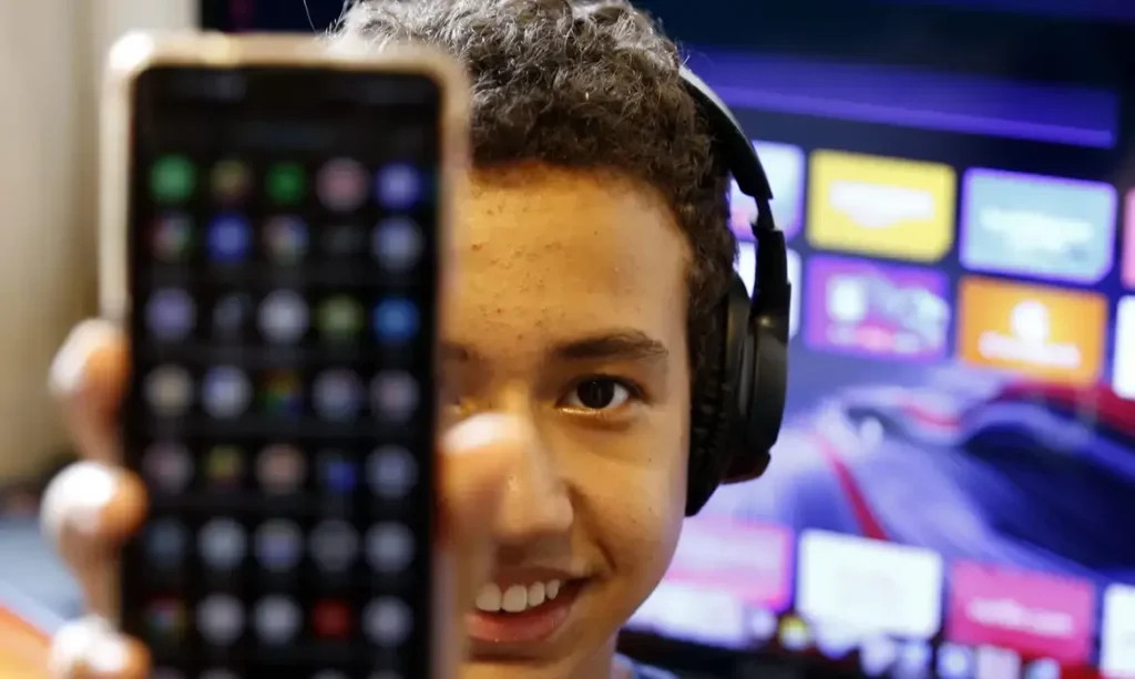 Câmara aprova urgência de projeto que protege crianças em redes