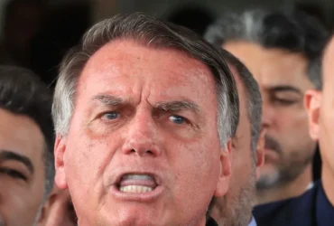 Exames de Bolsonaro revelam resquícios de inflamações pulmonares