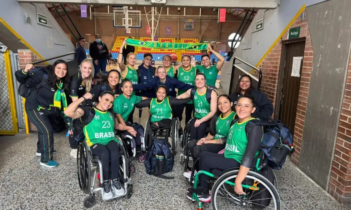 Seleção brasileira feminina de basquete em cadeira de rodas avança às quartas de final da Copa América 2025