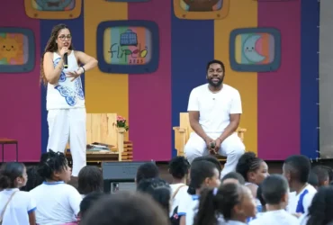 Salvador (BA), 08/08/2025 - O ator e escritor Lázaro Ramos conversa sobre literatura e os livros lançados por ele no espaço infantil Maber Velloso durante a Festa Literária Internacional do Pelourinho