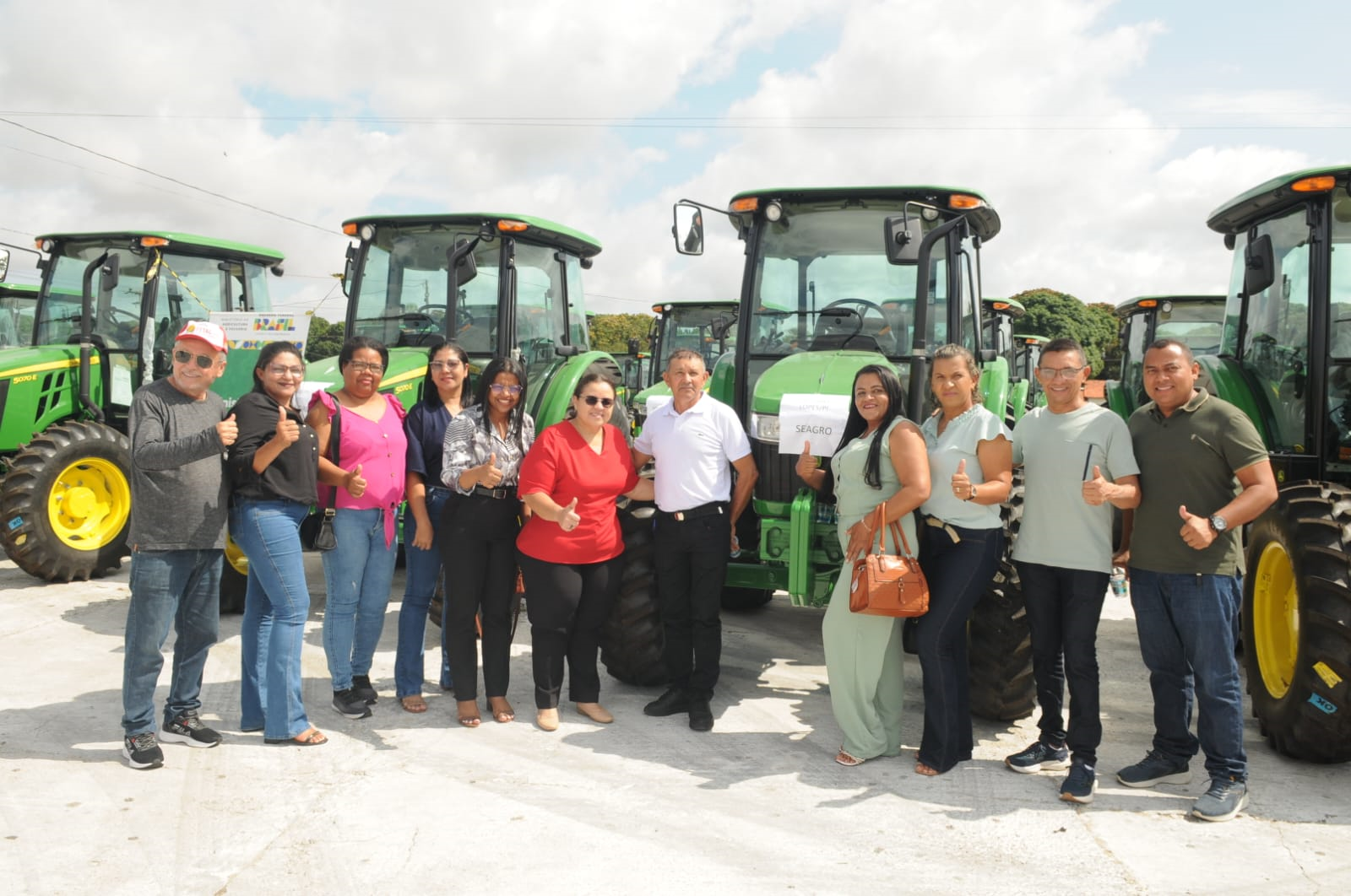 Mapa entrega máquinas agrícolas para 33 municípios do Piauí