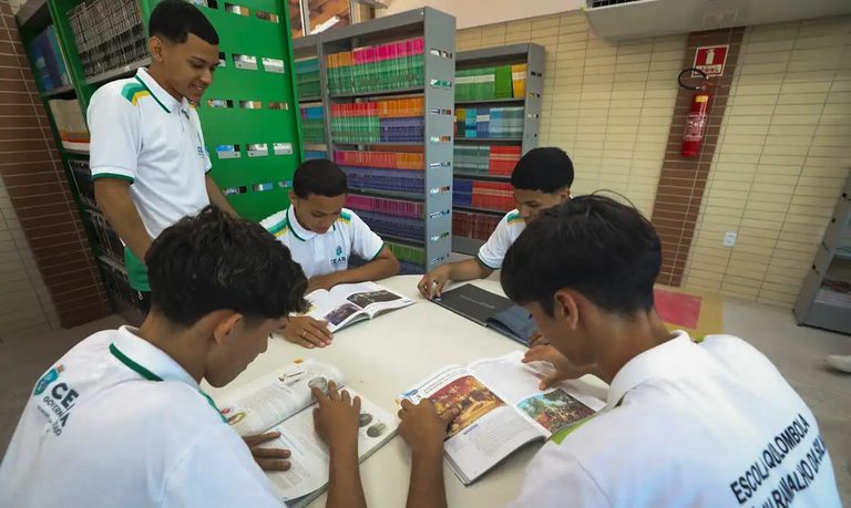 Pé-de-Meia: pagamento da sexta parcela começa nesta segunda-feira - Seduc-Ceará