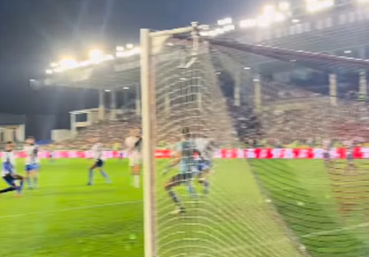 Lance de Vasco x CSA. Imagem: Reprodução