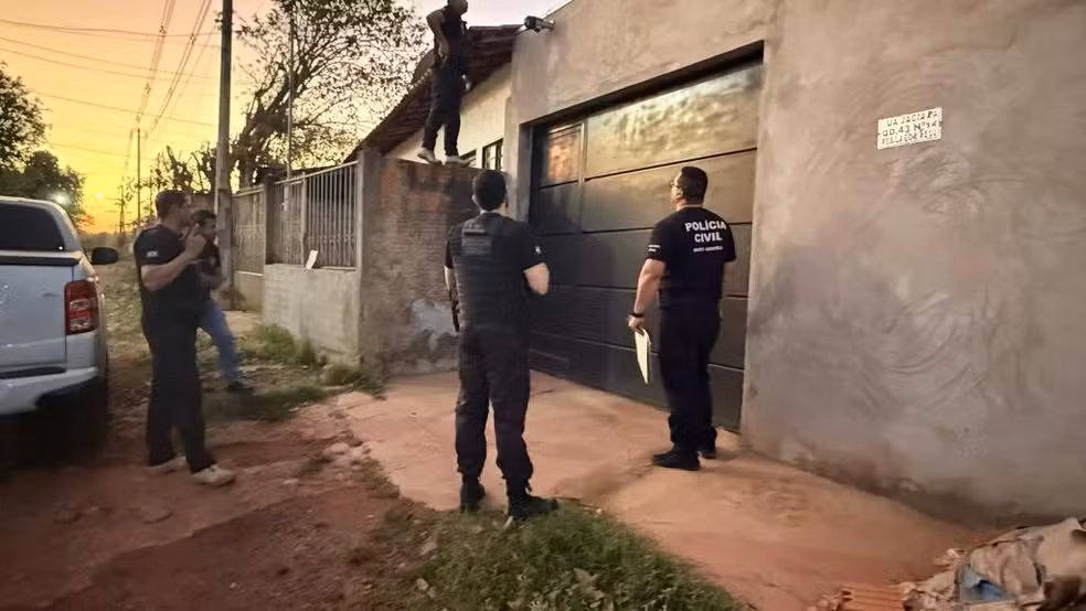 Polícia prende grupo que aplicava golpes em vendas de carros em Cuiabá