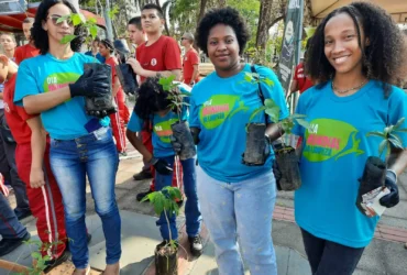 Mutirão recolhe 42 toneladas de resíduos no Ribeirão Arareau em Rondonópolis