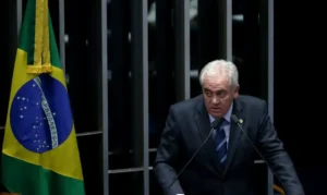 Senado deve rejeitar PEC da Blindagem nesta quarta-feira