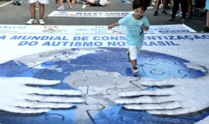 Autismo: ministério da saúde lança linha de cuidado com teste a partir dos 16 meses
