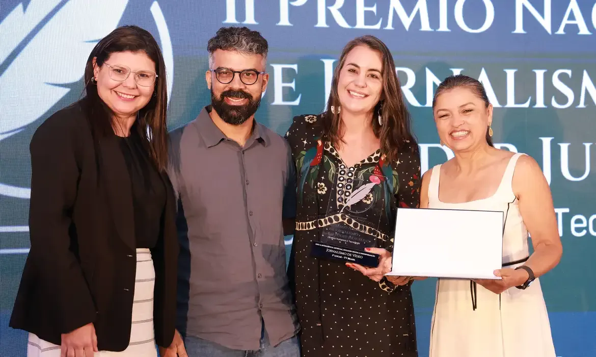 Caminhos vence prêmio do Judiciário com reportagens sobre democracia