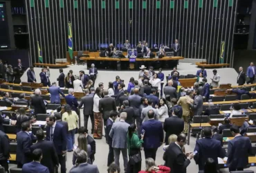 Câmara aprova urgência para projeto de anistia