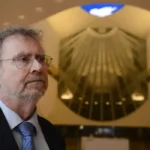 Físico Luiz Davidovich recebe prêmio internacional de ciência