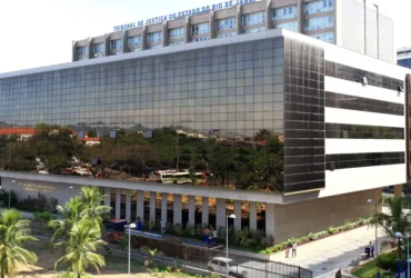 Justiça mantém indenização a músicos agredidos no metrô do Rio