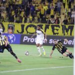 Vila Nova x Criciúma: onde assistir ao vivo, escalações e tudo sobre o duelo pela Série B. Imagem: Celso da Luz/CEC