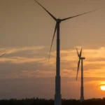 Desigualdade marca transição energética global, aponta estudo