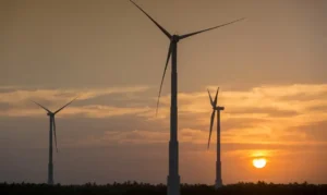 Desigualdade marca transição energética global, aponta estudo