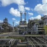 Faturamento da indústria cresce 5% em 2025 impulsionando empregos