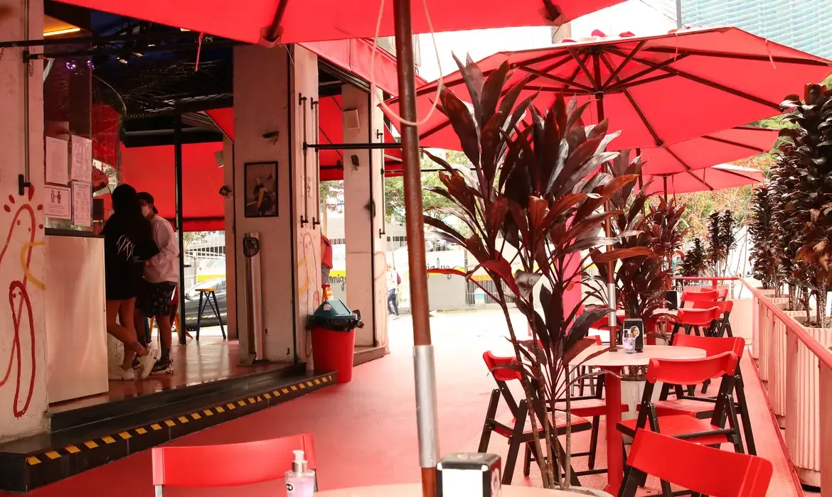 Procon-SP Multará Estabelecimentos Que Ignoram Protocolo para Mulher