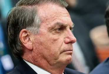 Bolsonaro condenado pelo STF e ainda enfrenta outro processo
