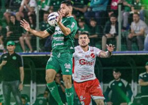 Lance do jogo entre Chapecoense x Vila Nova. Imagem: ACF