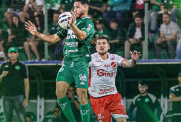 Lance do jogo entre Chapecoense x Vila Nova. Imagem: ACF