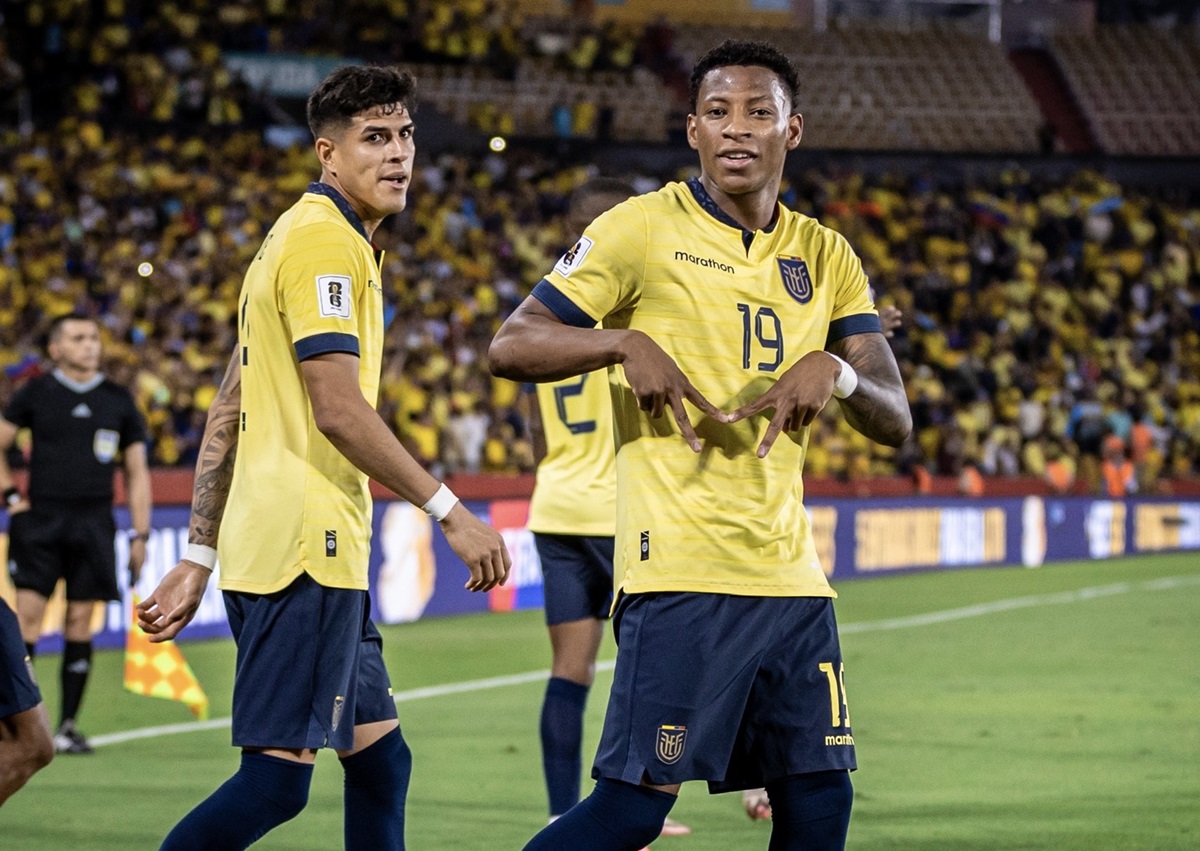 Paraguai x Equador ao vivo: onde assistir, horário e escalações pelas Eliminatórias. Imagem: Divulgação LaTri