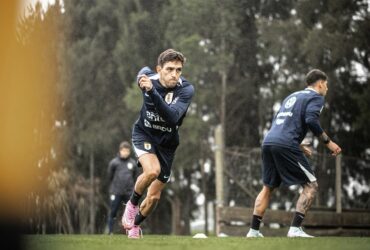 Uruguai x Peru nas Eliminatórias da Copa: onde assistir e escalações. Imagem: AUF