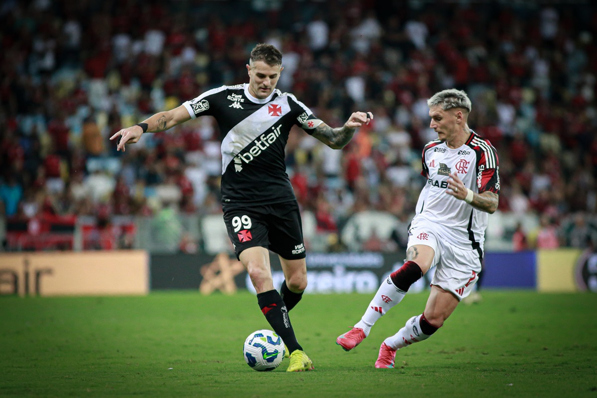 Flamengo x Vasco: onde assistir, escalações e tudo sobre o Clássico dos Milhões no Brasileirão. Imagem: Matheus Lima/CR Vasco