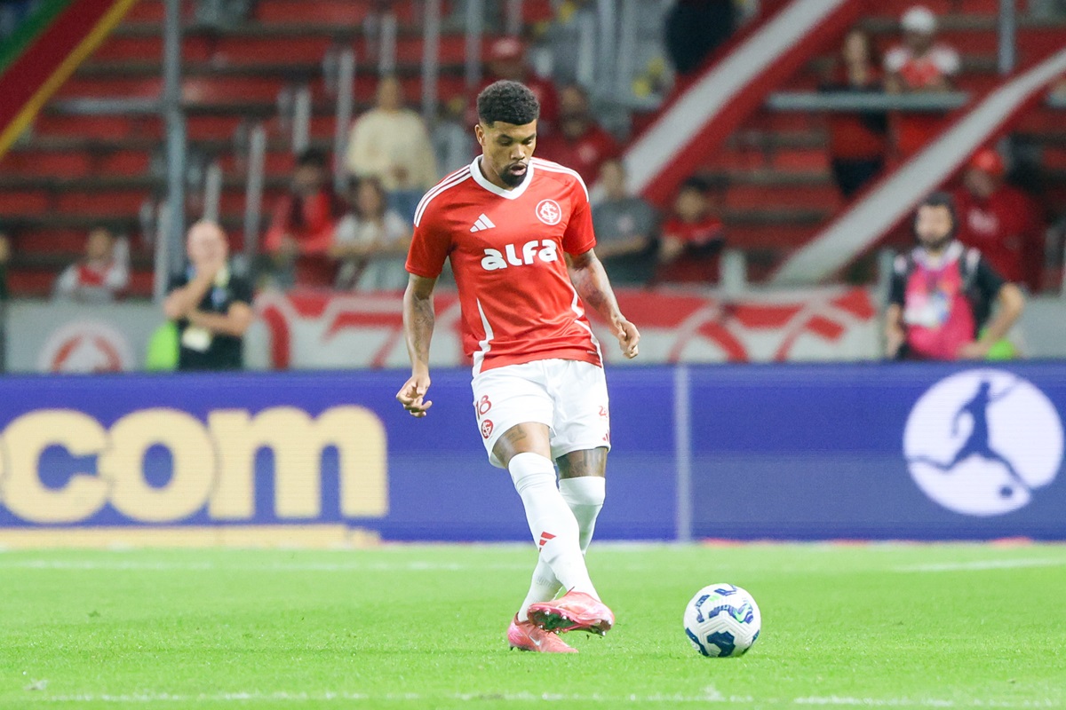 Palmeiras x Internacional: onde assistir, escalações e tudo sobre o jogo do Brasileirão. Imagem: Ricardo Duarte/SCI